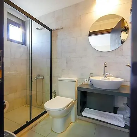Otel Taş Akbük